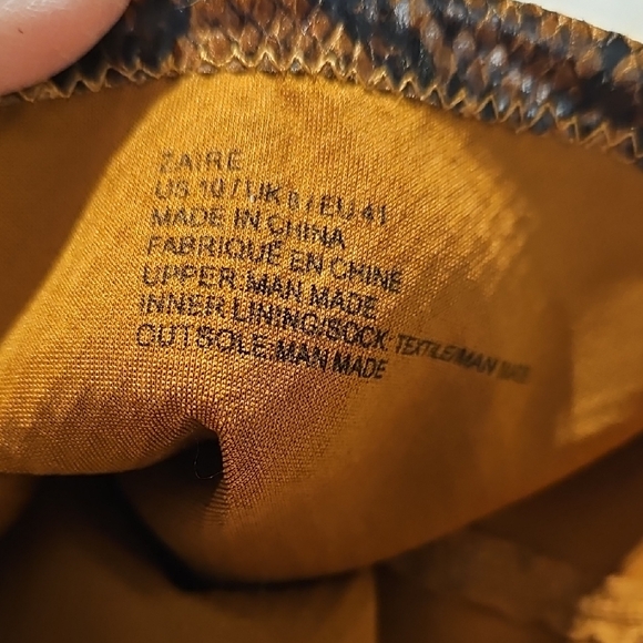 Chic Snakeskin Over the Knee Boots - Picture 11 of 11